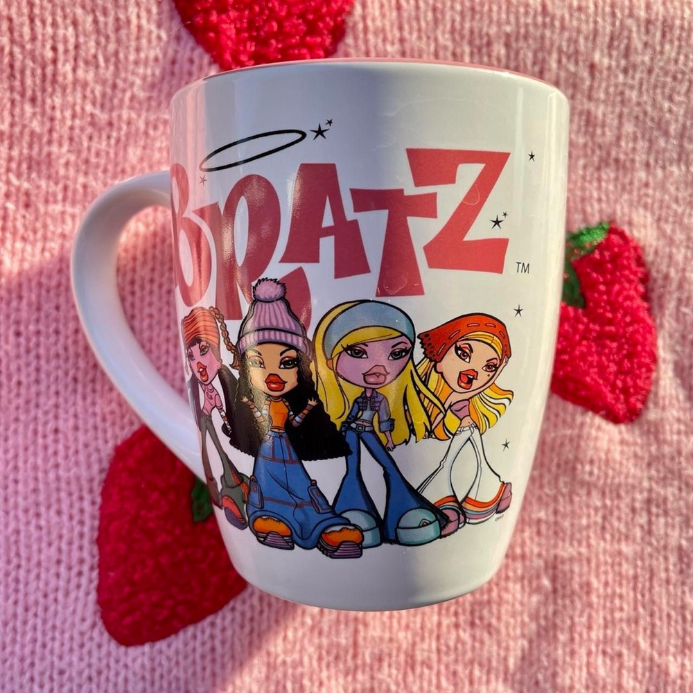 Bratz White Ceramic Mug - 32 oz.